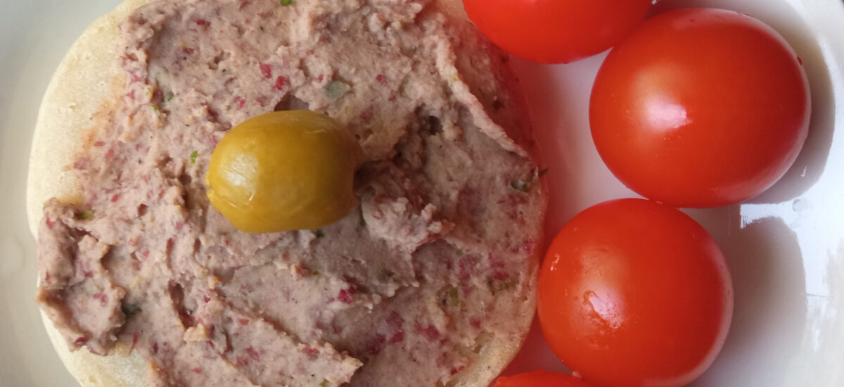 Red Bean Spread – A Fast, Flavorful Twist on Classic Hummus