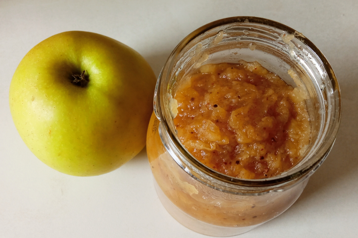 Homemade Applesauce Recipe: How I Make Mine